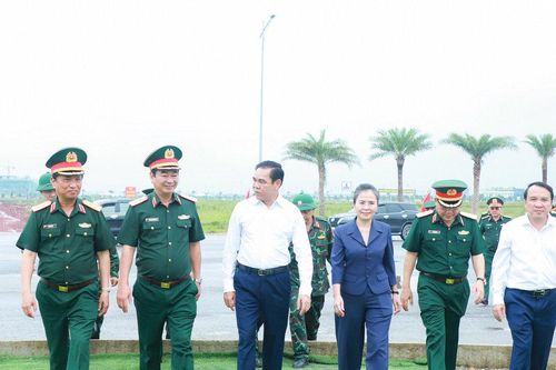 Phó Tổng Tham mưu trưởng QĐND Việt Nam kiểm tra phương án thực binh 'Vòm phòng không bền vững' tại Nghệ An