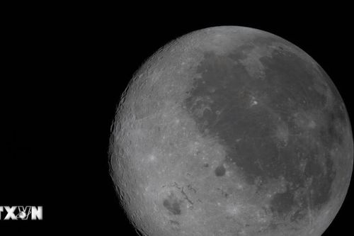 NASA phát hiện dấu tích vụ va chạm hiếm gặp trên Mặt Trăng