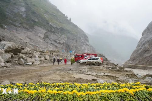 Biến đổi khí hậu làm suy yếu sườn núi Himalaya