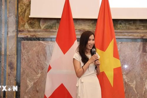 Việt kiều Thụy Sĩ sẵn sàng đồng hành cùng đất nước hội nhập quốc tế