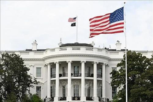 Phản ứng của Tổng thống Trump và Nhà Trắng việc Fed tăng lãi suất