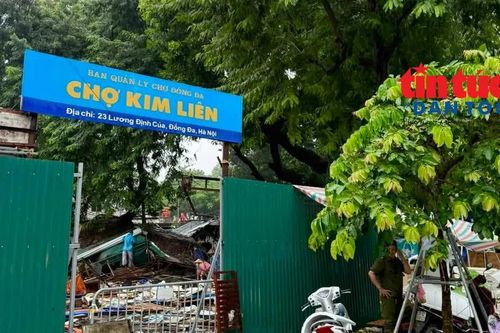 Hà Nội: Chợ Kim Liên được rào tôn để bảo đảm phòng cháy chữa cháy