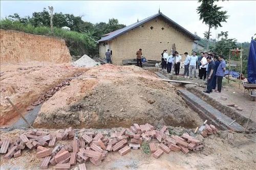 Hỗ trợ xây dựng nhà ở ổn định cho hộ nghèo và người có công tại Lạng Sơn