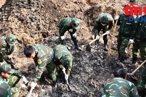 Quy tập 17 hài cốt liệt sĩ tại Công viên Lê Thị Riêng