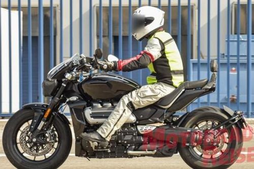 Triumph Rocket 3 chuẩn bị tái xuất: Đại tu công nghệ, radar cảnh báo điểm mù