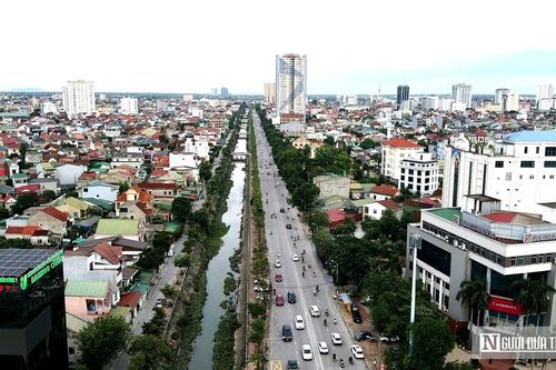 Cận cảnh tuyến đường được đề xuất mở rộng lên 10 làn xe ở Nghệ An