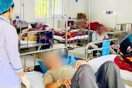Vụ 254 người ngộ độc: Chủ tiệm bánh mì bị phạt 100 triệu đồng