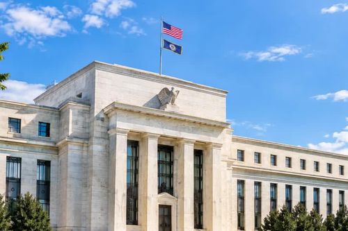 FED tăng lãi suất sau 3 năm, dự báo còn tăng tiếp