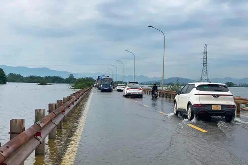 Hà Nội báo động lũ trên 4 sông Tích, Đáy, Nhuệ và Bùi