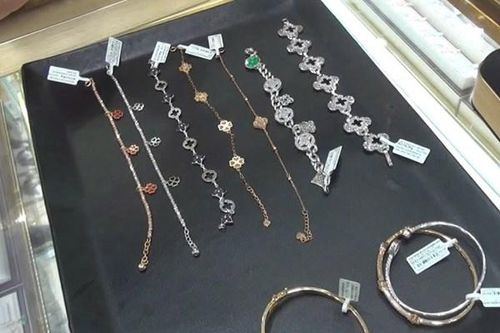 Xử phạt 190 triệu đối với doanh nghiệp kinh doanh vàng bạc giả mạo nhãn hiệu nổi tiếng