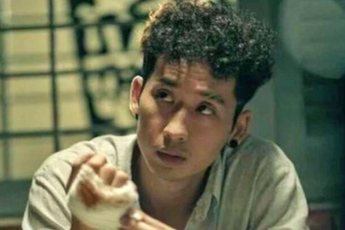 Diễn viên Tuấn Trần bị 'ức hiếp'