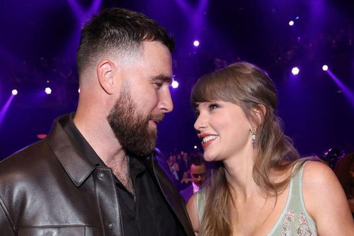 Taylor Swift và chồng gặp trở ngại khi tăng cường an ninh xung quanh biệt thự