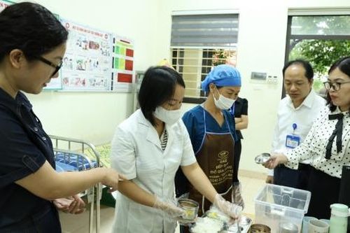 Bảo đảm an toàn, chất lượng bữa ăn bán trú trong các cơ sở giáo dục