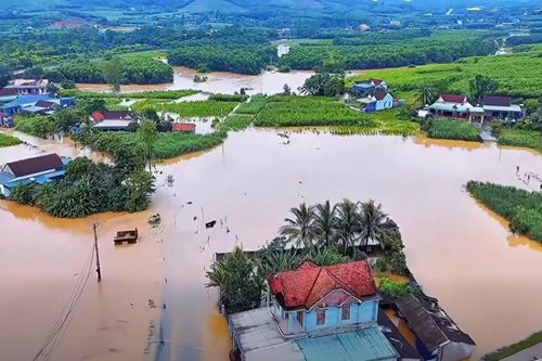 Thanh Hóa, Nghệ An bảo đảm an toàn cho người dân tại các vùng ngập sâu