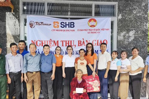 Ủy ban Mặt trận xã Thăng An nghiệm thu, bàn giao 2 nhà Đại đoàn kết