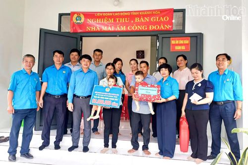 Điểm tựa cho người lao động