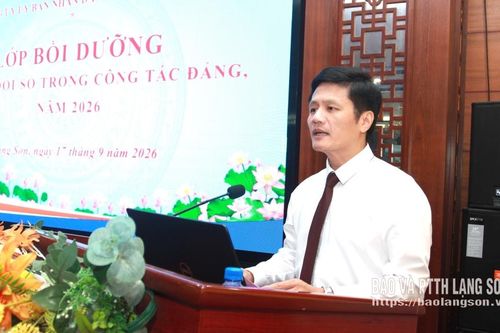 Hơn 100 người được bồi dưỡng chuyển đổi số trong công tác Đảng