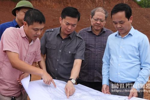 Lãnh đạo tỉnh kiểm tra tình hình triển khai các dự án khu, cụm công nghiệp trên địa bàn tỉnh