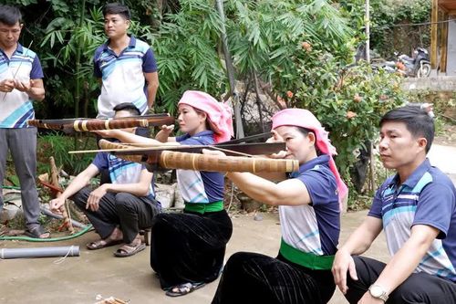 Vi Văn Liêm - người giữ lửa đam mê với môn bắn nỏ truyền thống