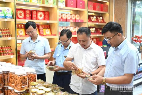 Chủ động phòng ngừa ngộ độc thực phẩm và các bệnh truyền qua thực phẩm dịp Tết Trung thu