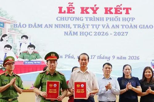 Ký kết chương trình phối hợp bảo đảm an ninh, trật tự và an toàn giao thông năm học 2026-2027