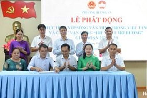 Hương An phát động thực hiện nếp sống văn minh trong việc tang và hiến đất mở đường