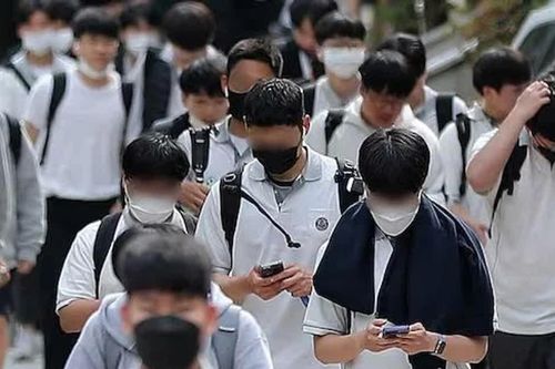 Hàn Quốc sẽ phát triển điện thoại thông minh chống nghiện cho học sinh