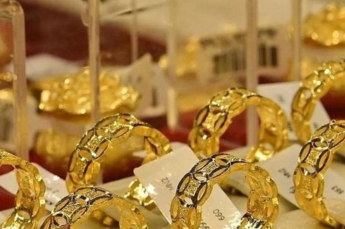 Vàng nhẫn và vàng miếng tăng 1,2 triệu đồng/lượng
