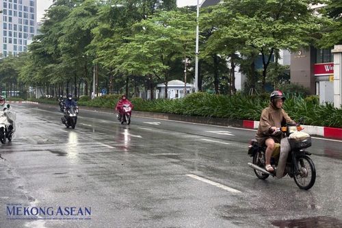 Bắc Bộ còn mưa lớn đến ngày 18/9, cảnh báo giông lốc