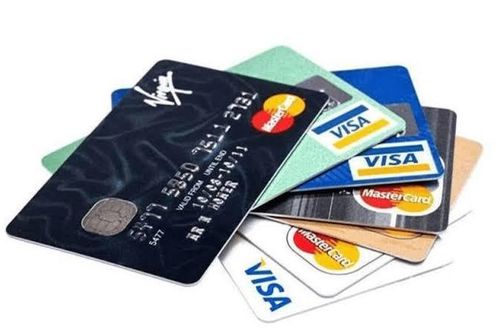 Dùng thẻ tín dụng, nhiều người đang mắc sai lầm này