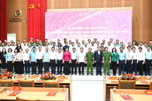 Xây dựng nguồn tài nguyên dữ liệu quốc gia thống nhất, dùng chung