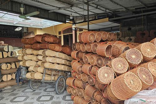 Từ làng nghề đến thị trường số