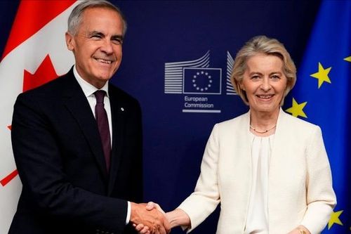 Tổng thống Mỹ đe dọa trừng phạt EU vì liên kết với Canada