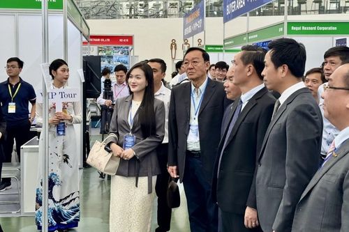 GREENTECH HANOI 2026 quy tụ 400 gian hàng công nghệ xanh trong nước và quốc tế