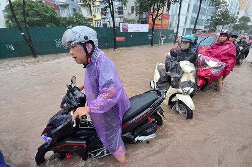Danh sách các điểm ngập úng ở Hà Nội sáng 17/9
