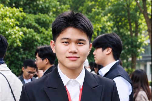 Từ khối B, chàng trai xứ Nghệ thành thủ khoa Toán Tin Đại học Bách khoa Hà Nội