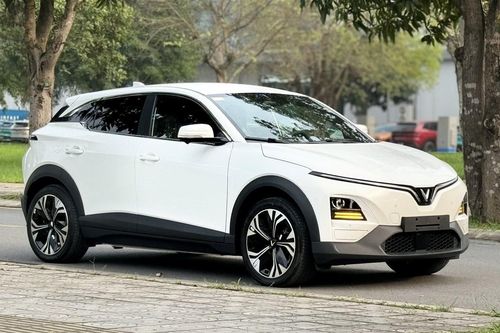 Doanh số CUV cỡ B tháng 8 sụt giảm, VinFast VF 6 vẫn giữ vững vị thế
