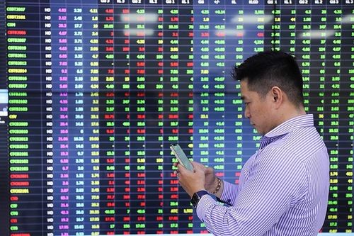 Fed tăng lãi suất, chứng khoán Việt Nam hôm nay được dự báo thế nào?