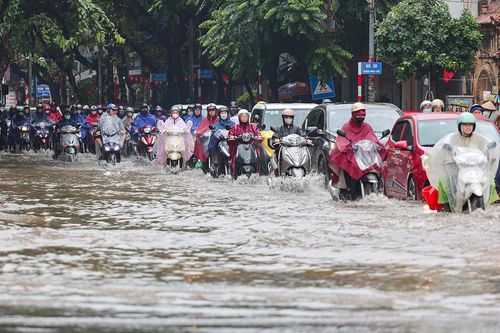 Tin mới nhất về mưa lớn ở Bắc Bộ, Trung Bộ và dự báo thời tiết Hà Nội 10 ngày