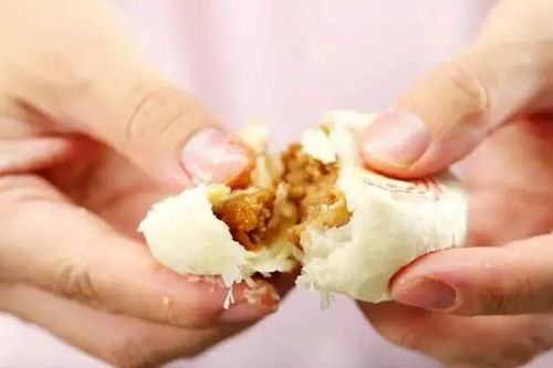 Đây là món bánh Trung thu tôi làm: Công thức rất dễ, vừa ra lò, cả nhà đã ăn hết sạch