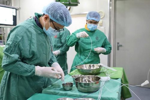 Người đàn ông 64 tuổi đột quỵ được cứu bằng 3 kỹ thuật liên tiếp