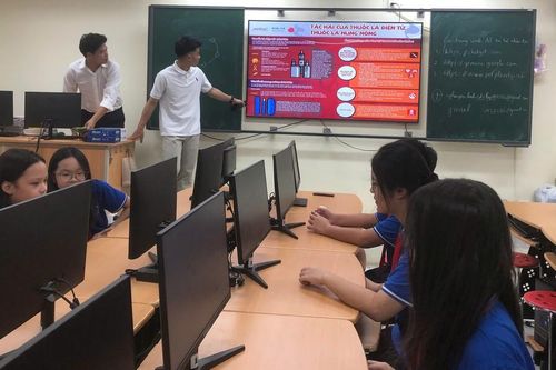 Phạt tới 10 triệu đồng với hành vi bán thuốc lá điện tử cho học sinh