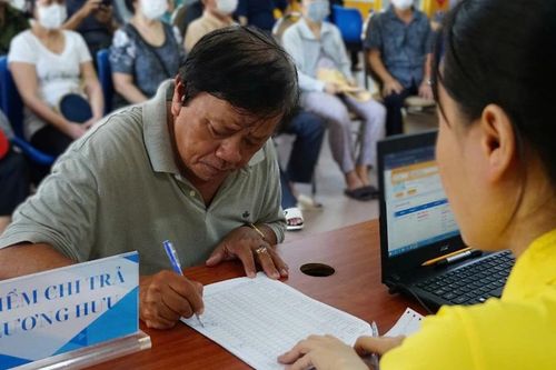 Các bước nhận trợ cấp 540.000 đồng/tháng cho người già không có lương hưu