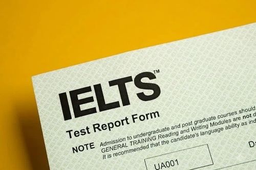 Dự kiến bỏ điểm cộng IELTS xét tuyển ĐH, thí sinh còn được dùng chứng chỉ này thế nào?