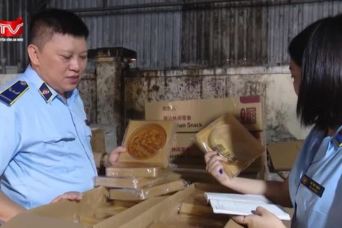Siết thị trường hàng hóa trước Tết Trung thu