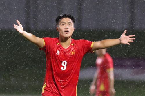 U23 Việt Nam vs Philippines: Thay đổi trên hàng công
