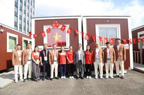 Thứ trưởng Hoàng Đạo Cương kiểm tra nơi ăn, ở của Đoàn Thể thao Việt Nam tại ASIAD 20