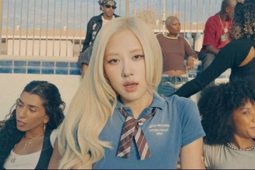 Rosé (Blackpink) tung MV 'New trick' quay hoàn toàn bằng iPhone 18 Pro