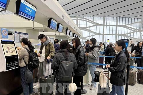 Trung Quốc lập vùng cấm bay ở Bắc Kinh và siết chặt quy định xuất nhập cảnh