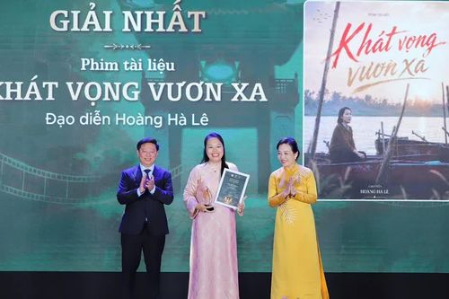 Trao giải cuộc thi phim ngắn 'Hiền tài hôm nay'